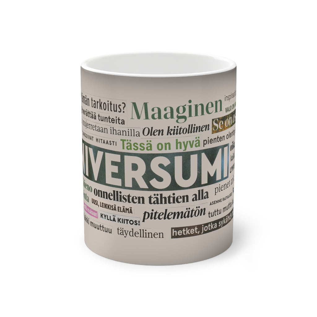 oodi universumille väriä vaihtava muki edestä kuvattuna